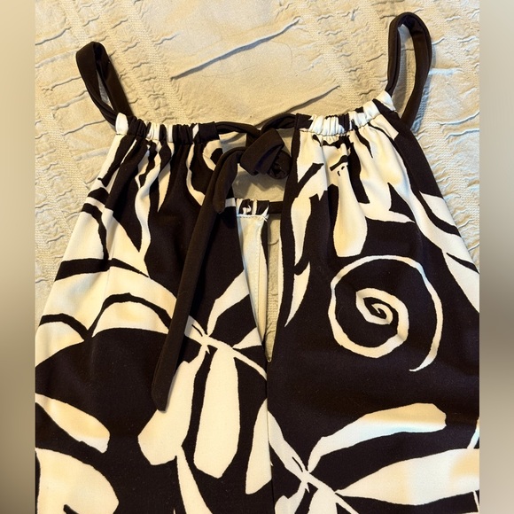 Ralph Lauren Keyhole Wide-Leg Jumpsuit (size S) - Picture 4 of 9